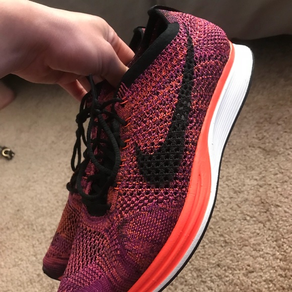 Nike Racers 9.5. - Picture 3 of 7